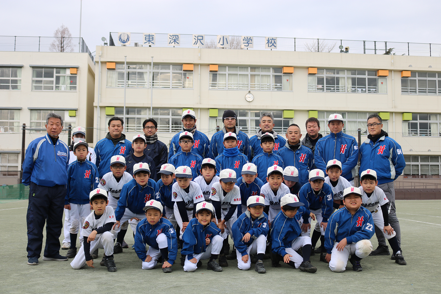 初詣の後校庭で初練習