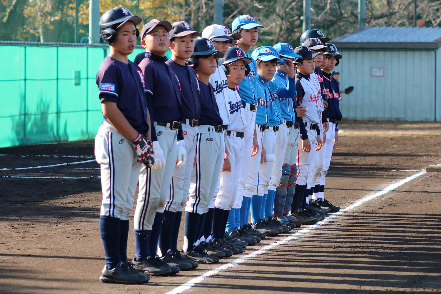 親睦リーグ戦のひとこま