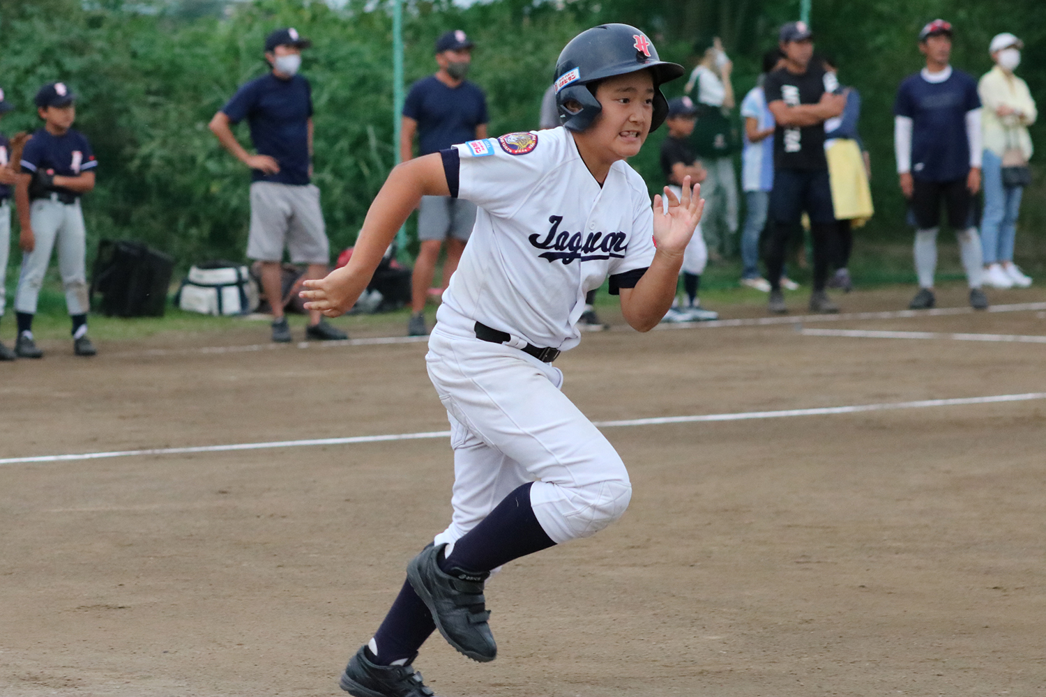 親睦リーグ戦のひとこま