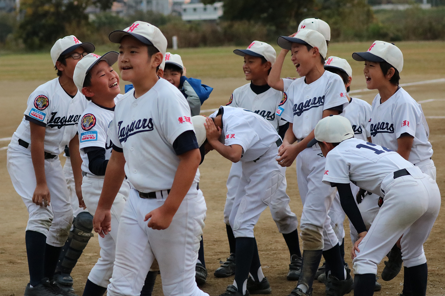 親睦リーグ戦のひとこま