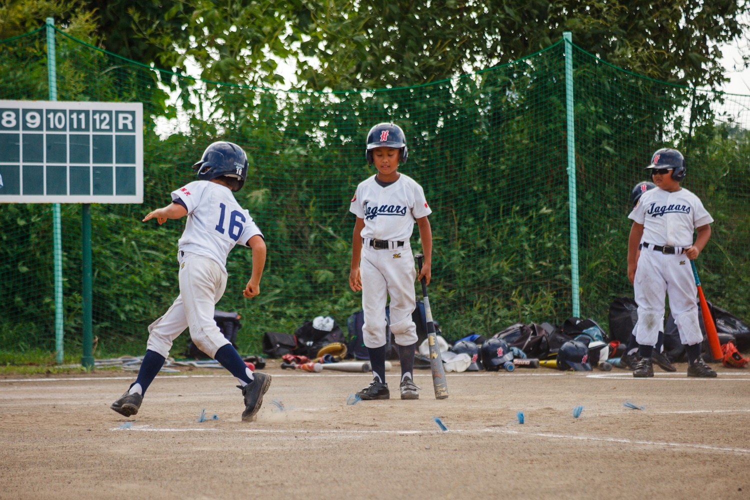 親睦リーグ試合でのひとこま