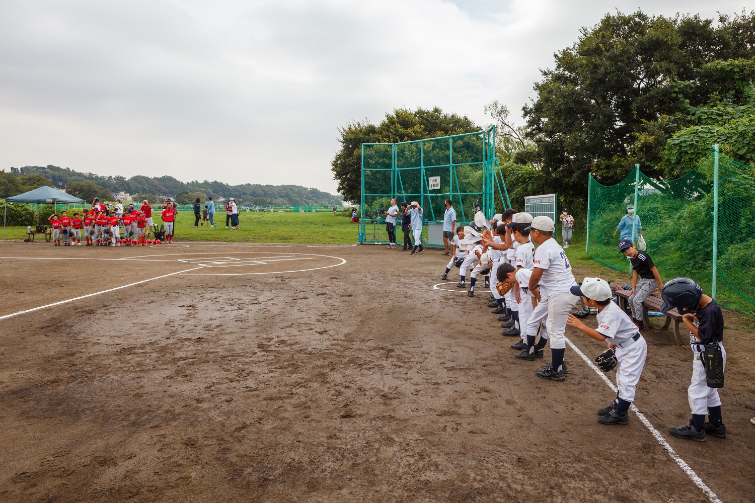 親睦リーグ試合でのひとこま