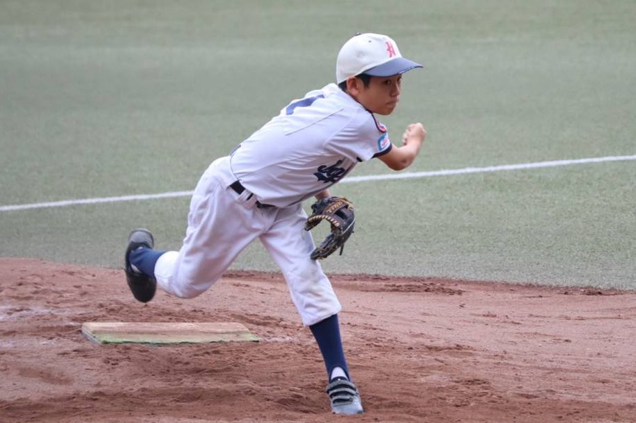 親睦リーグ戦のひとこま