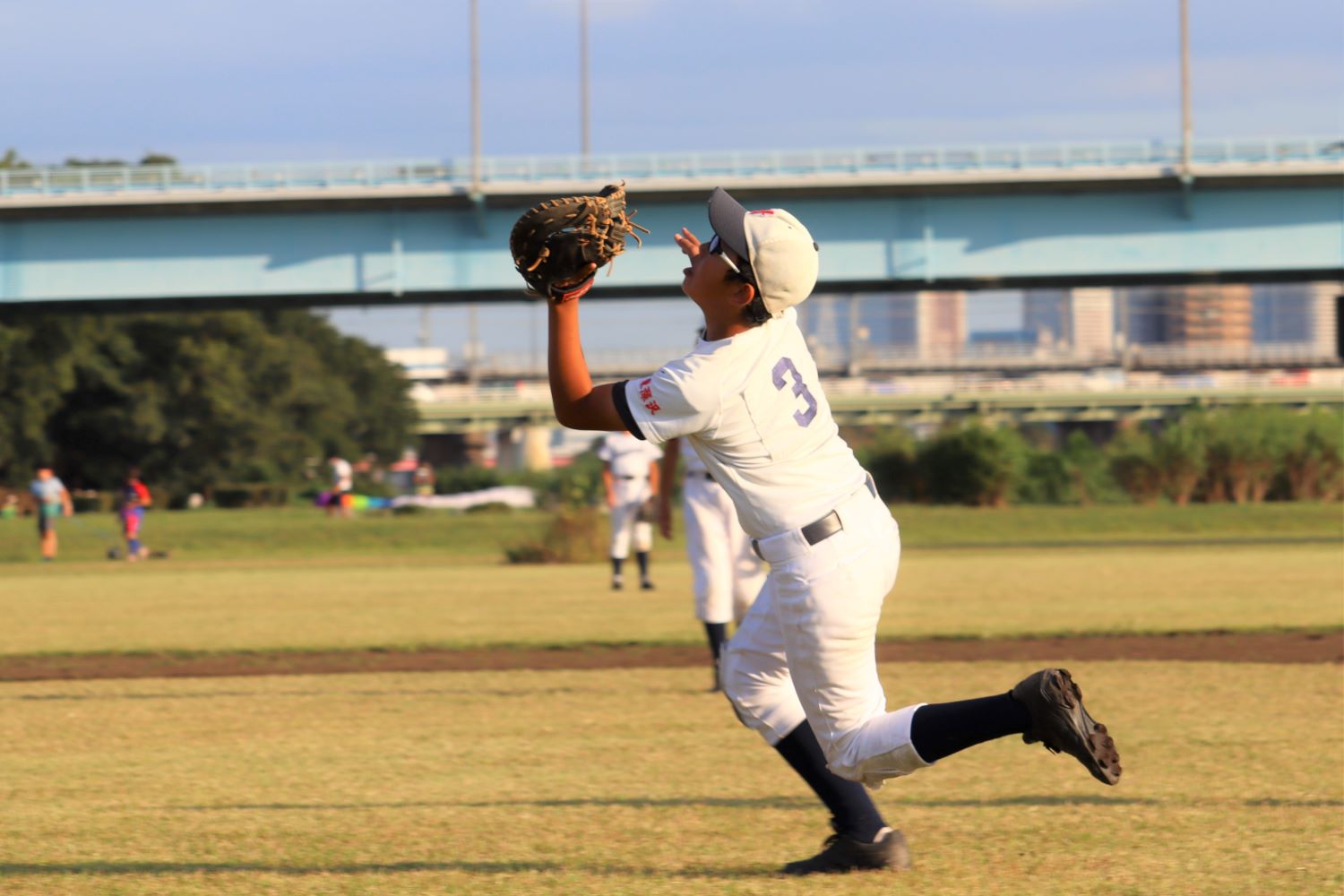 親睦リーグ戦のひとこま