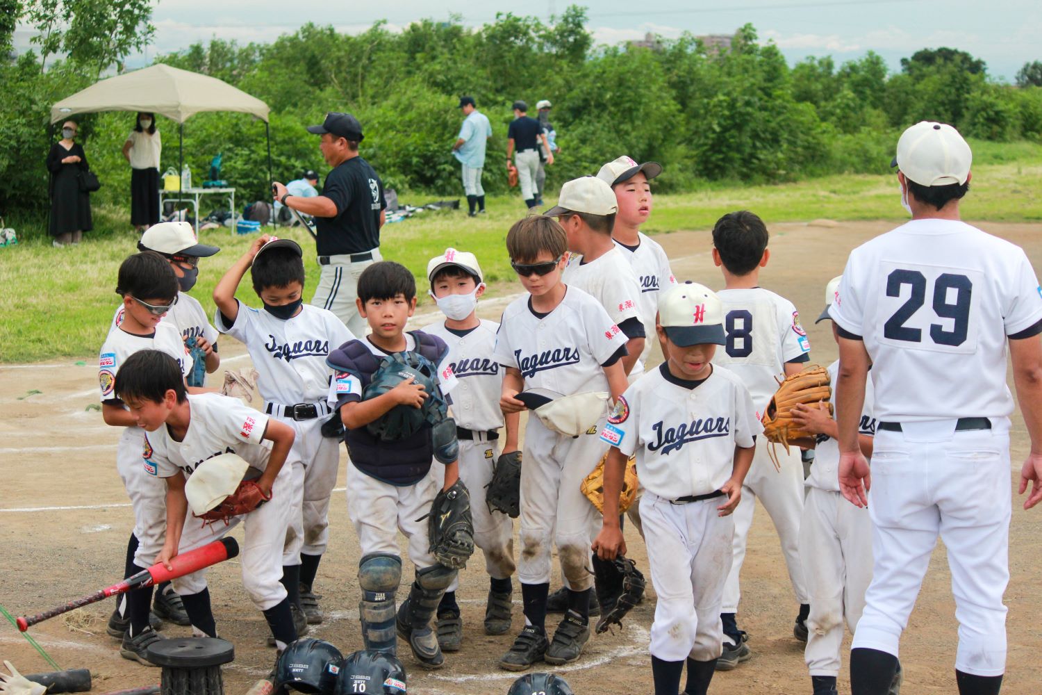 親睦リーグ戦のひとこま