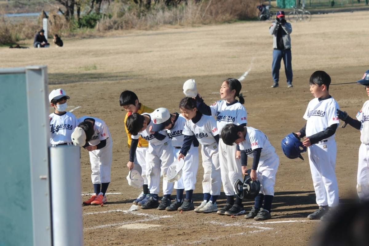 親睦リーグ戦のひとこま