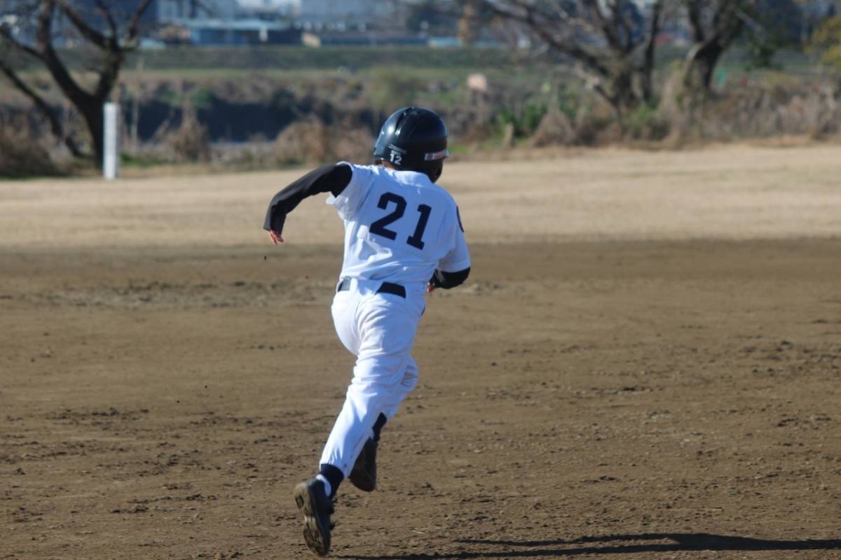 親睦リーグ戦のひとこま