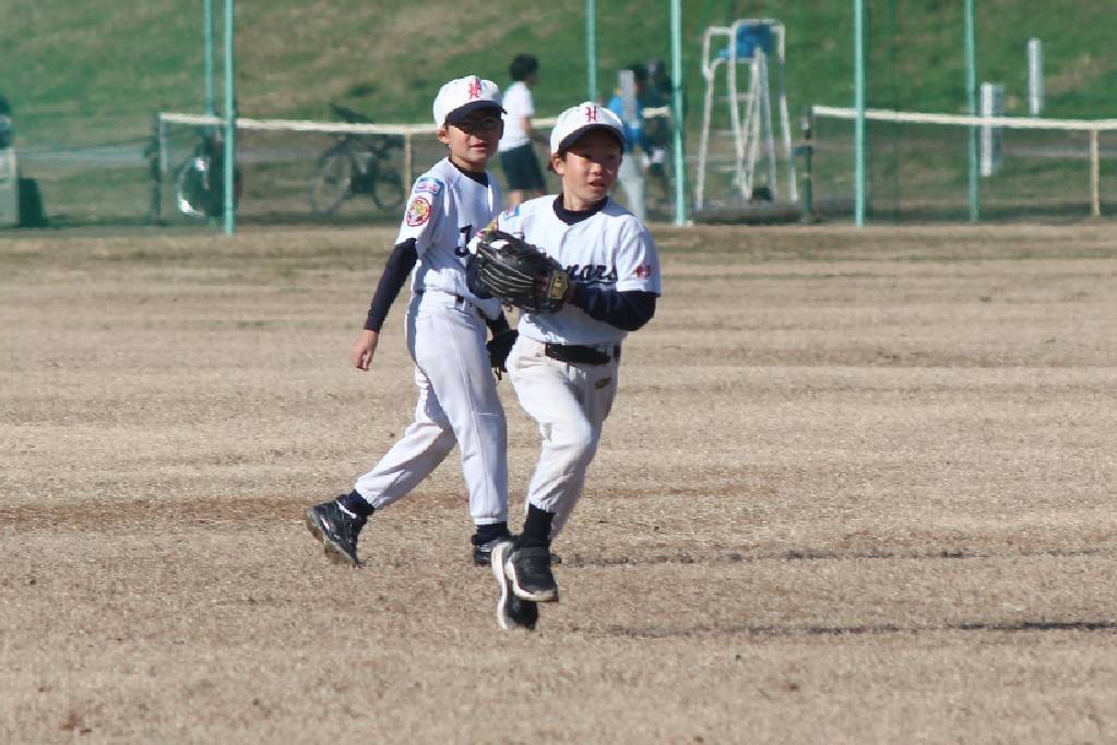 親睦リーグ戦のひとこま